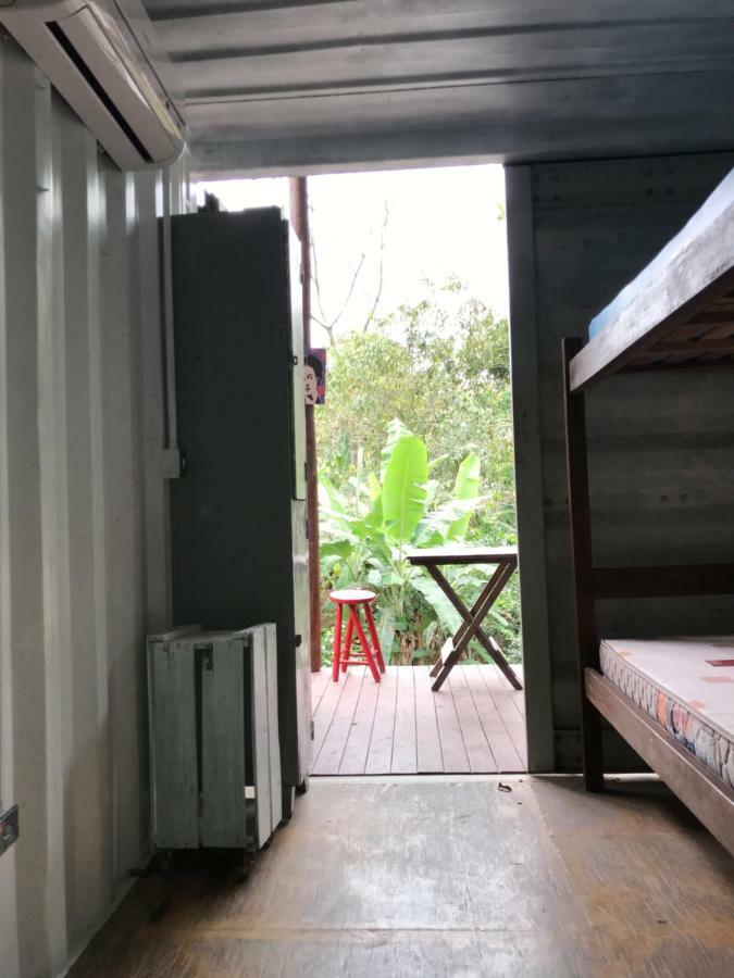 Dom Eco Hostel Containers São Sebastião Kültér fotó