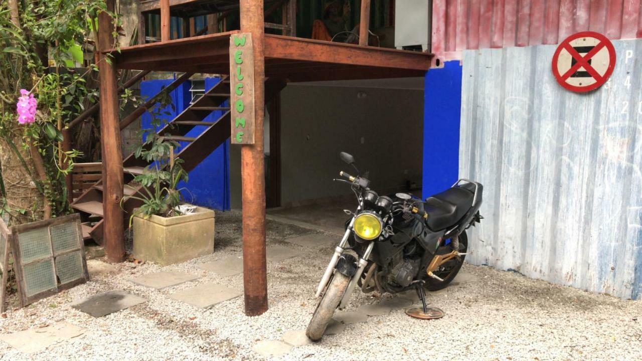 Dom Eco Hostel Containers São Sebastião Kültér fotó