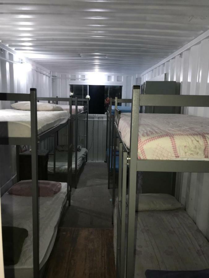 Dom Eco Hostel Containers São Sebastião Kültér fotó