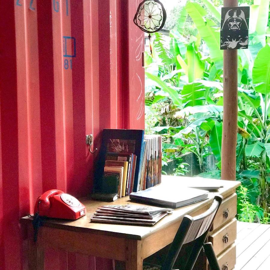 Dom Eco Hostel Containers São Sebastião Kültér fotó