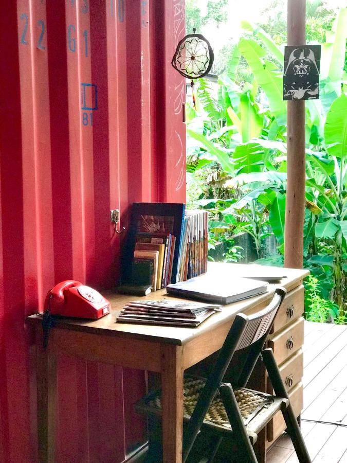 Dom Eco Hostel Containers São Sebastião Kültér fotó